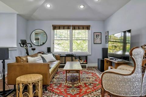 Guest Quarters