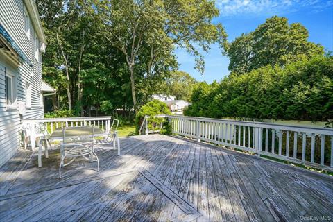 Deck