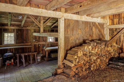 Barn