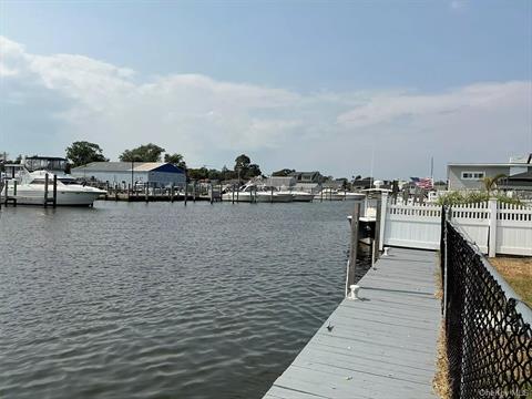 Dock