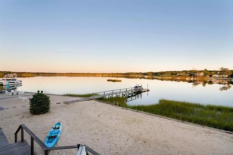 Dock