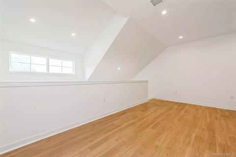 Bonus Room