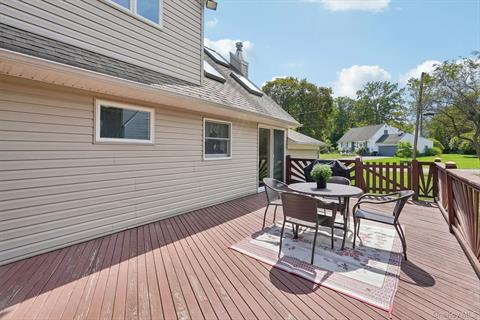 Deck
