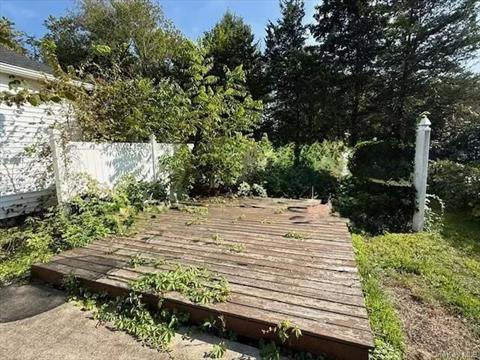 Deck