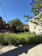 Land For Sale. R5 Zoning. 2 Lots 20 x 85 each combined 3400 sqft total. Can be build a 10 dwelling apartment building. Amazing Area.