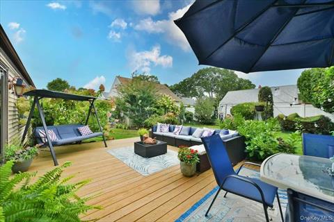 Deck
