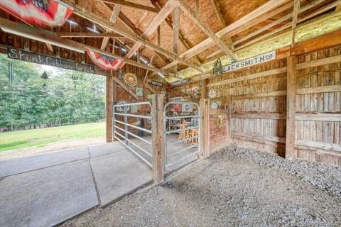 Stable