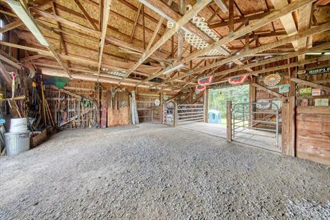 Stable