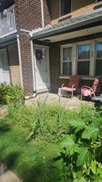 :*** Contract vendee *** As-is sale. Great for investor, flipper, buy and hold. Cash offers only. 1 bed 1 bath condo in artist lake near community lake, kayak access. Occupant not to be approached or bothered under any circumstance.