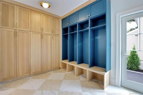 Mud Room