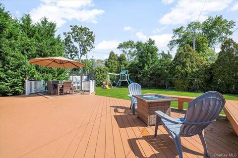 Deck