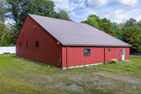 Barn
