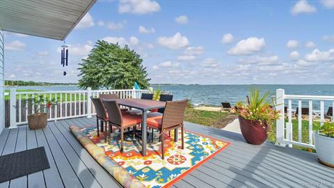 Deck