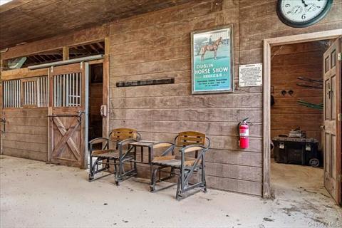 Stable