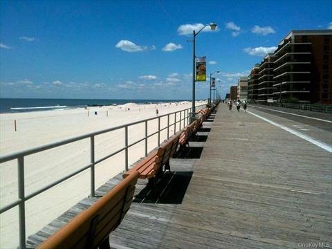 Dock
