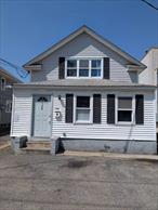 This 5-bedroom, 1.5-bath Colonial home offers 2, 000 sq ft of living space with 5 bedrooms and a 1.5 bathrooms. Conveniently located near shops, parks, and public transportation.