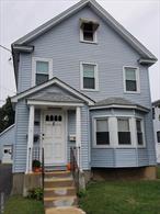 Great One bedroom ground floor apartment in the heart quiet and prime Glen Cove neighborhood.New Washer, Dryer & Gas stove appliances. Convenient location to all..