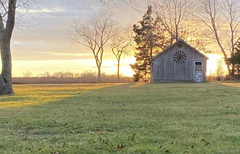 Barn