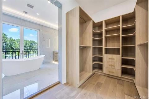Closet