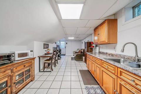Guest Quarters
