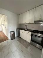One bedroom with terrace. Heat and water are included. Pets allowed.
