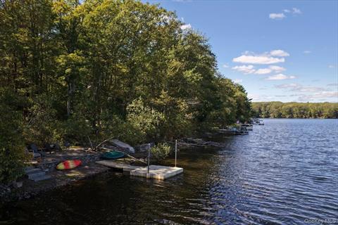 Dock