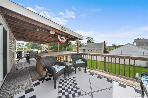 Deck