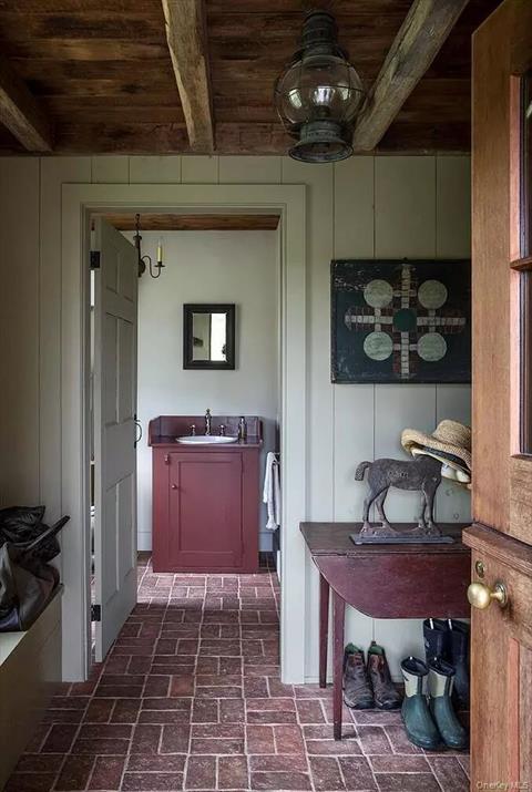 Mud Room