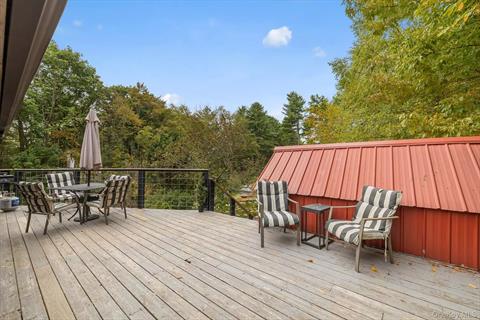 Deck