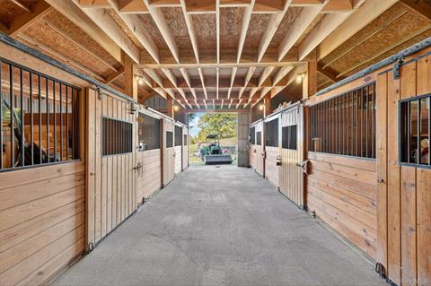 Stable