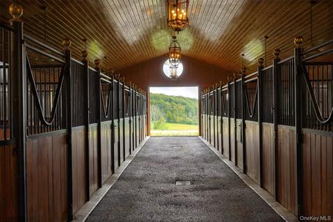 Stable