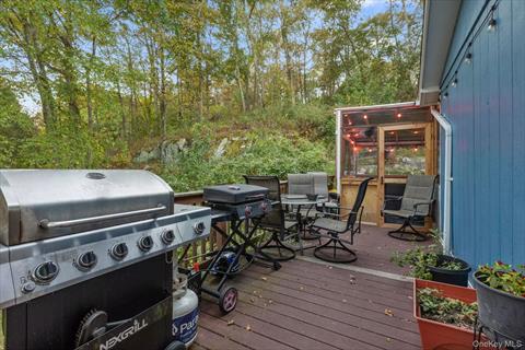 Deck