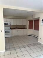 Very spacious 3 bedroom 1 bath apt. In excellent condition in the middle country school district. Large living area, dining area and full eat in kitchen. Very close to major highways and shopping. Come soon this apt wont last.