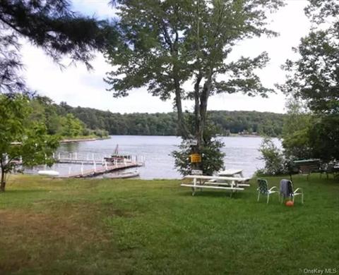 Dock