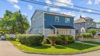 Welcome to this beautiful property in the heart of Huntinton sta/ 5 bedrooms 3 full bath finish basement with separate entrance if you are looking for space this is the perfect one!!