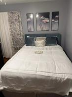 Private furnished room for rent with shared common areas ( kitchen, living & bathroom). Includes all utilities.