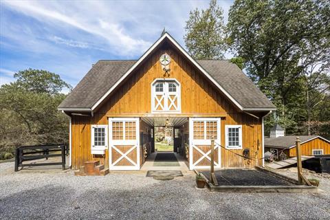 Stable