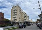 Outstanding and exceptional unit with a spacious living room, two wonderfully sized bedrooms, and a terrace from which to enjoy grand views of the water. This incredible offering provides close proximity to stores, playgrounds, eateries, and other area conveniences.