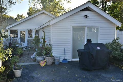 Guest Quarters