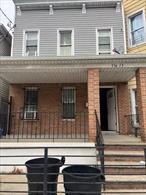 2 family 2 bedrooms on first floor and 2 bedrooms on 2nd floor. Full finished basement house will be delivered all vacant.