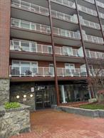 Newly renovated, spectacular condominium with access to the beach in Horizon Shores. The apartment has a large living room with a dining area, a bedroom, and a bathroom. Efficient kitchen with new appliances and new recessed lighting. Building amenities include an oceanfront heated pool with patio and private entrance directly to the beach, one block to the boardwalk, an in-house gym, library, and party room with kitchen. Washer/dryer on each floor and an elevator in the building. Garage parking. Close to public transportation, school, and shops.