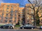 1 BEDROOM WINDSOR PARK CO-OP LOCATED IN OAKLAND GARDENS. COOP FEATURES POOL, GYM, TENNIS COURTS, PLAYGROUND, SHOPPING, AND NEARBY PARK. NO WAITING PARKING SPOT. PUBLIC TRANSPORTATION AVAILABLE,